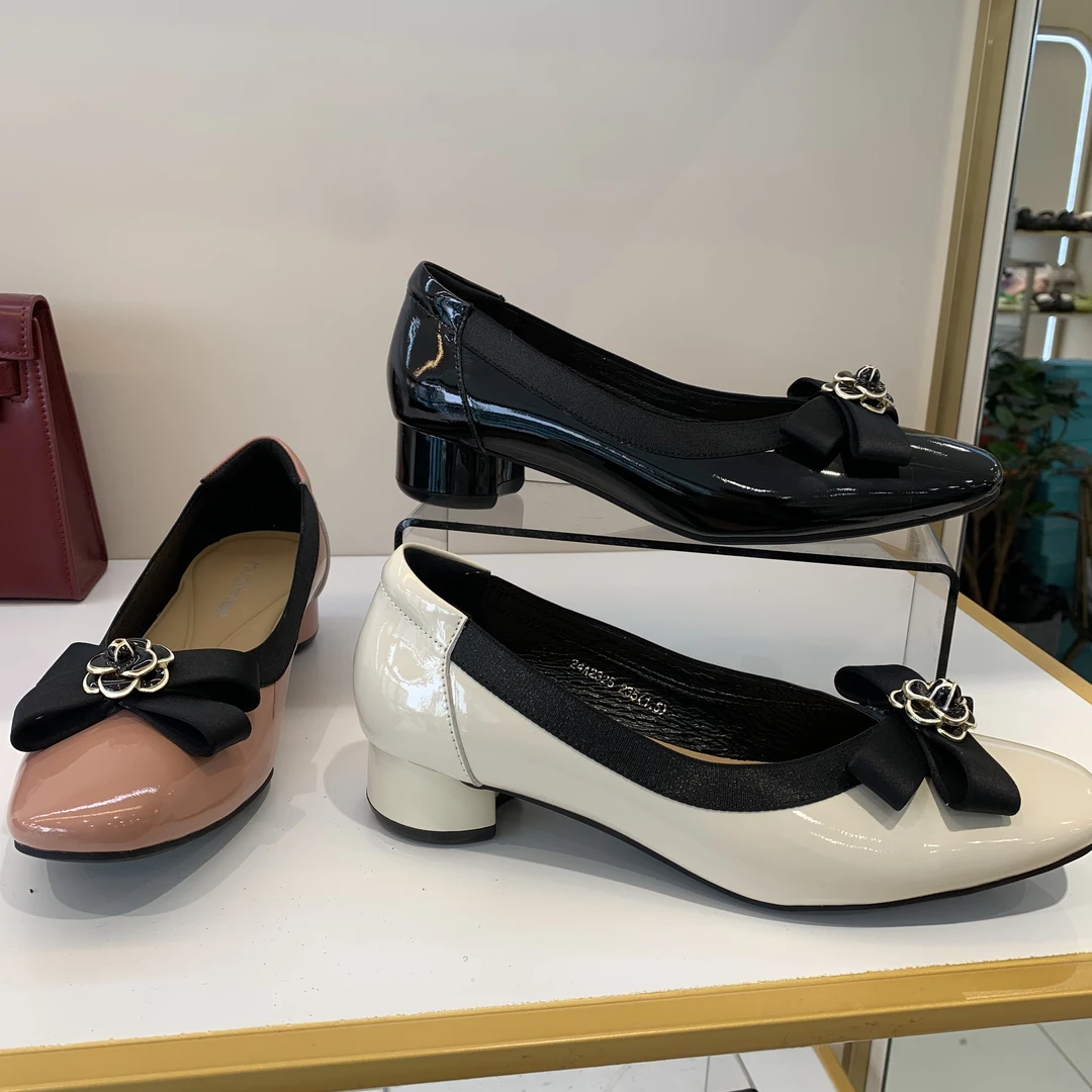 2325时尚粗跟单鞋浅口百搭真皮气质中跟女鞋