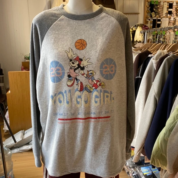 5593【加绒】休闲宽松印花圆领套头百搭保暖卡通慵懒风打底衫