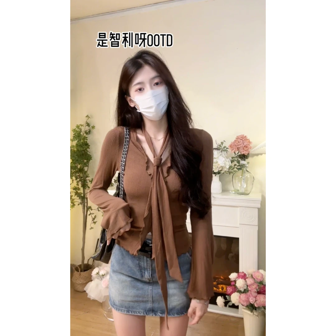 【ZHILI】秋季氛围感气质显瘦木耳边百搭针织上衣女长袖上衣