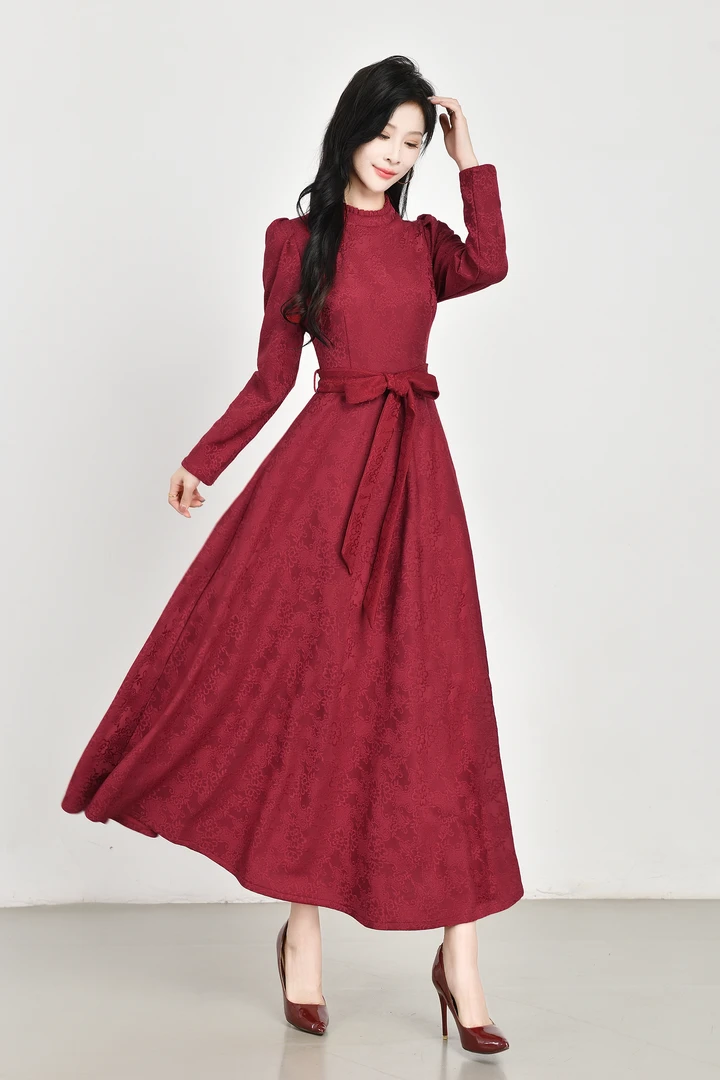 秋冬新款长袖酒红色连衣裙气质名媛高端洋气民族风文艺显瘦长款