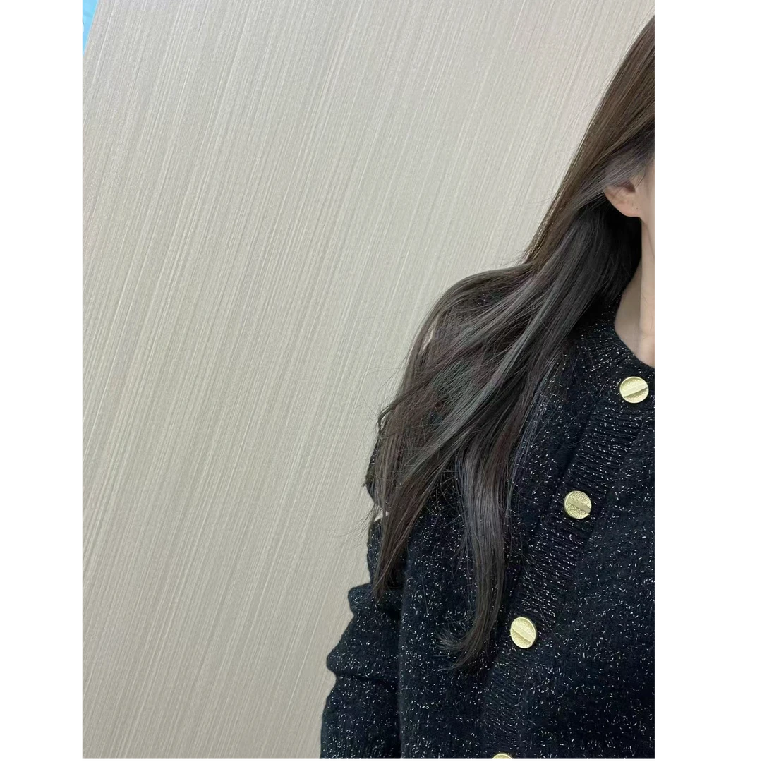 【梓铭】3138~低调璀璨闪！意大利捻织金丝100%羊毛金扣毛衣