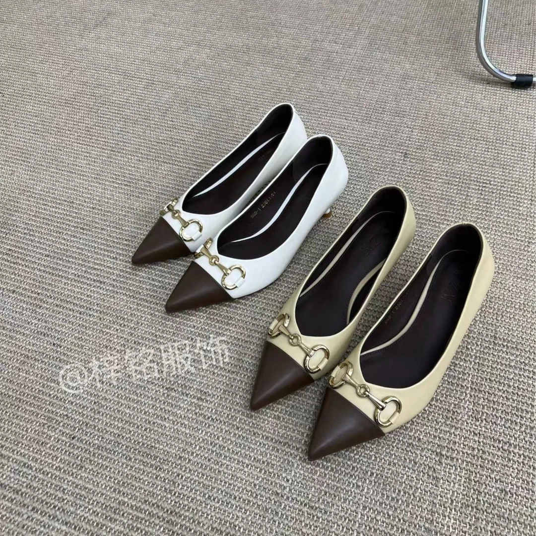 【梓铭】565-1一点不会累～气质拼色小高跟单鞋 4公分 高度刚刚好
