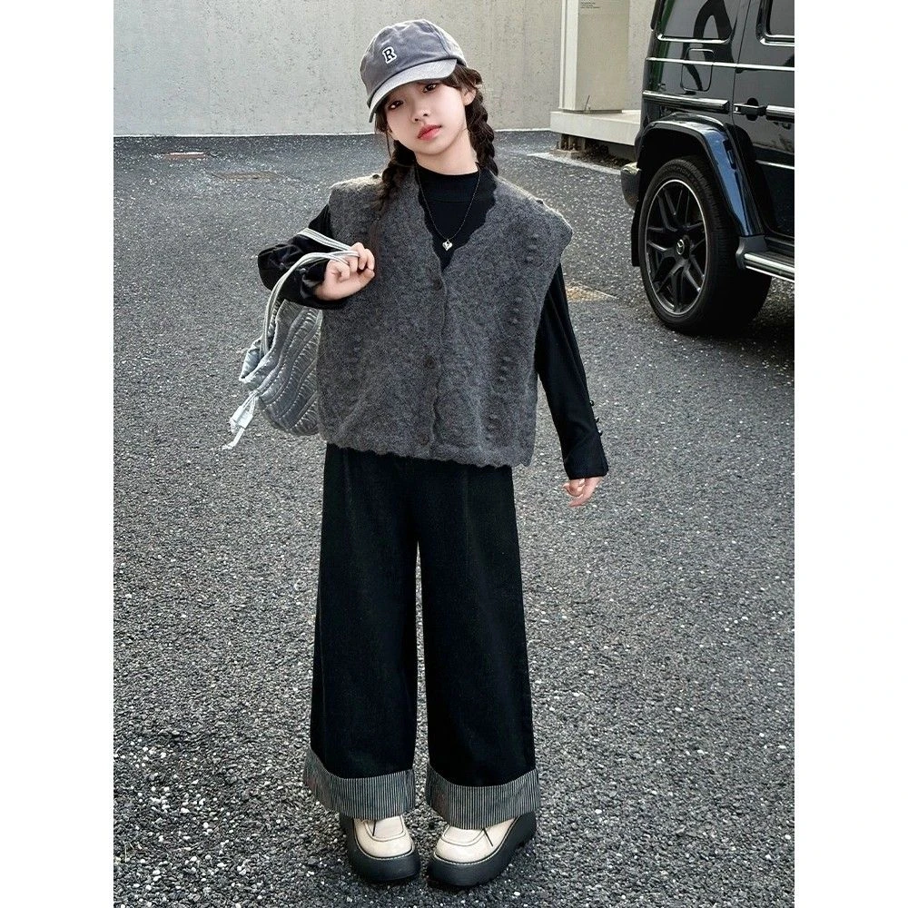 女童春秋套装2025新款洋气休闲中大童洋气秋装毛衣马甲三件套外搭