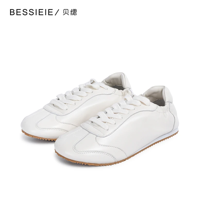 BESSIEIE/贝缌休闲百搭小白鞋柔软舒适平底白色德迅慢跑鞋