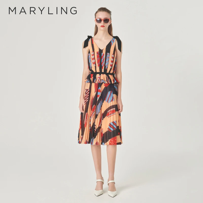 MARYLING玛俪琳2024夏季新品V领喇叭形下摆印花上衣A1ECW28080