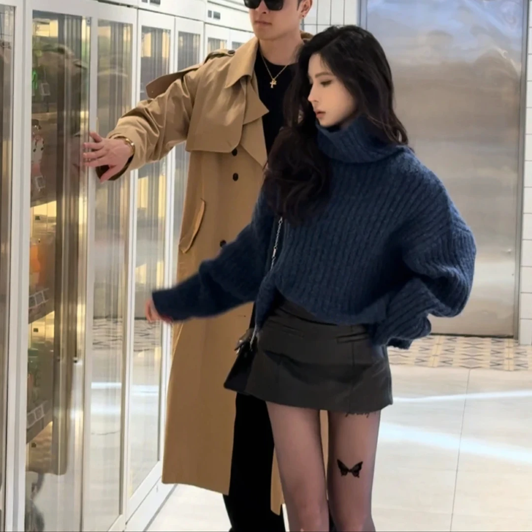 冬日马卡龙网红洋气简约高领慵懒针织毛衣+辣妹百搭裙裤皮裙女
