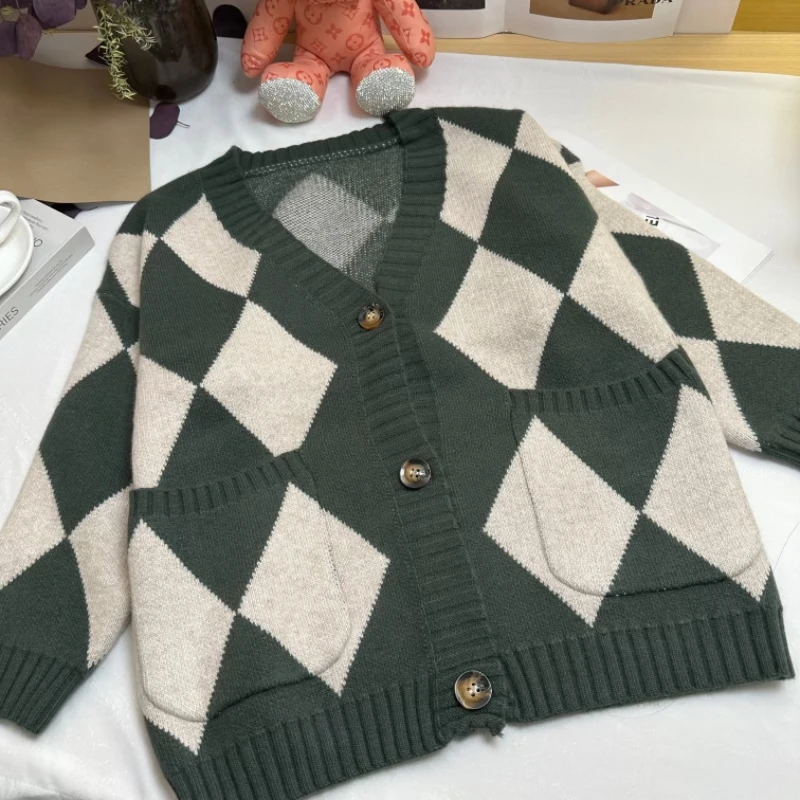 【芊荨精选】2024新款气质时尚慵懒风菱格V领针织开衫S277#