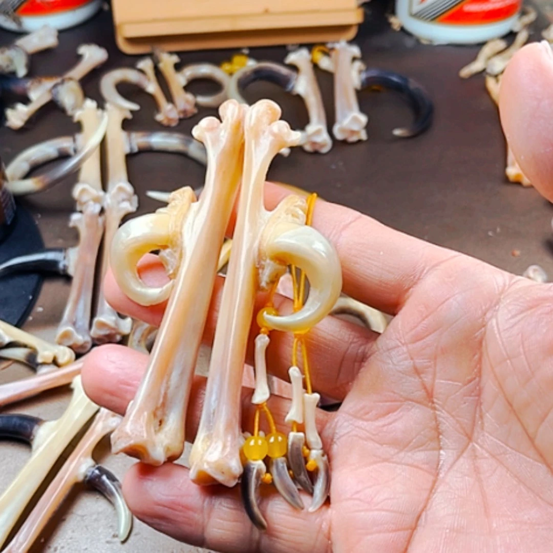 【闪购商品】u****2创意文玩鸡蹬子一对