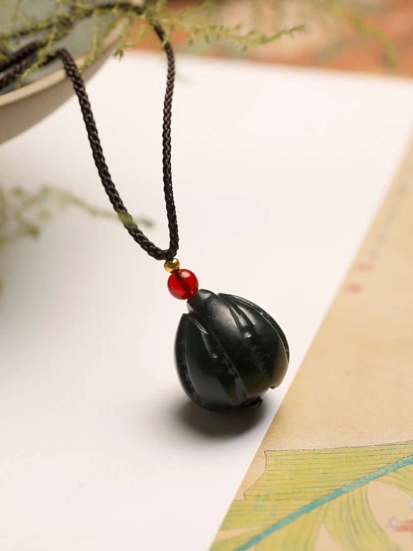 高端精品和田玉核桃吊坠时尚男女百搭款