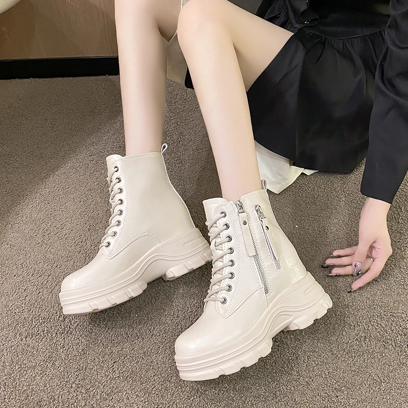 内增高女鞋厚底真软皮时尚百搭秋冬ins小个子增高百搭马丁靴子女