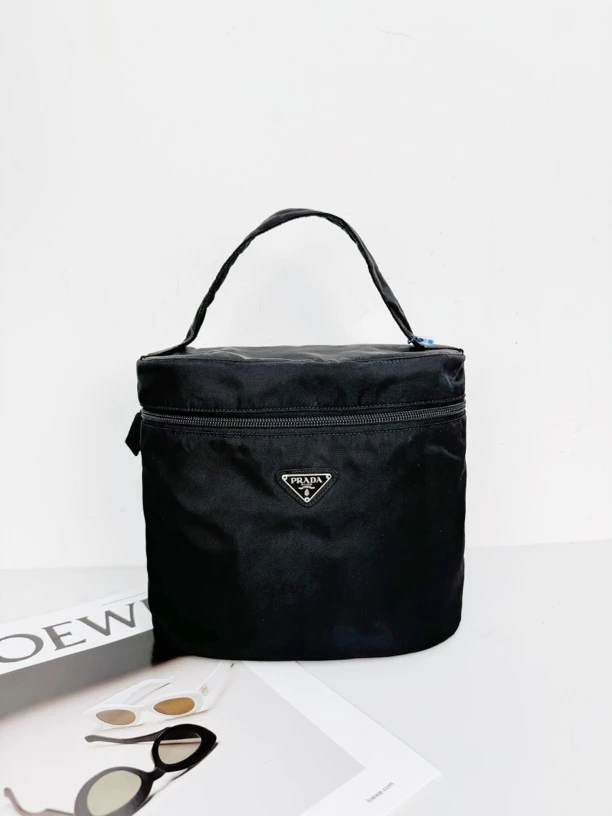 95新 Prada/普拉达 黑银波士顿盒子包 手提包