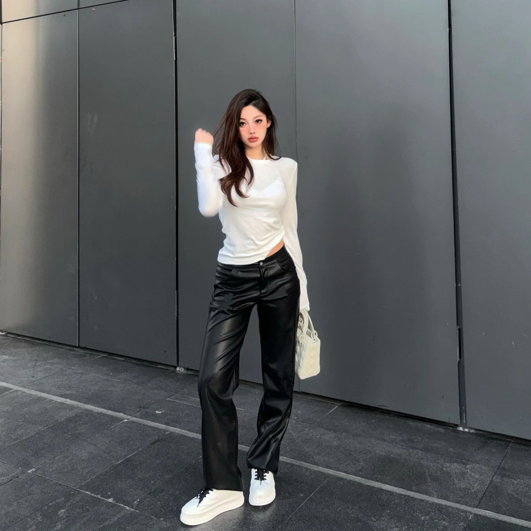 【SANWENYUU】休闲时尚显瘦皮裤女修身喇叭休闲裤秋冬款