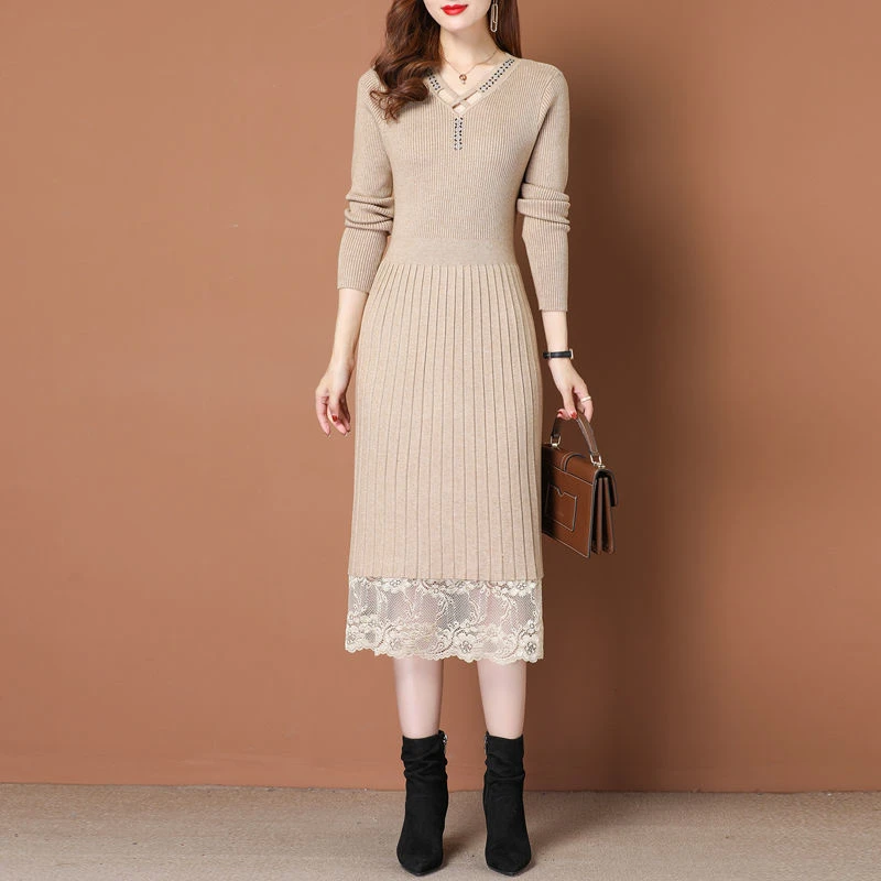 秋冬新款韩版宽松遮肉针织连衣裙女配大衣的中长款打底蕾丝毛衣裙
