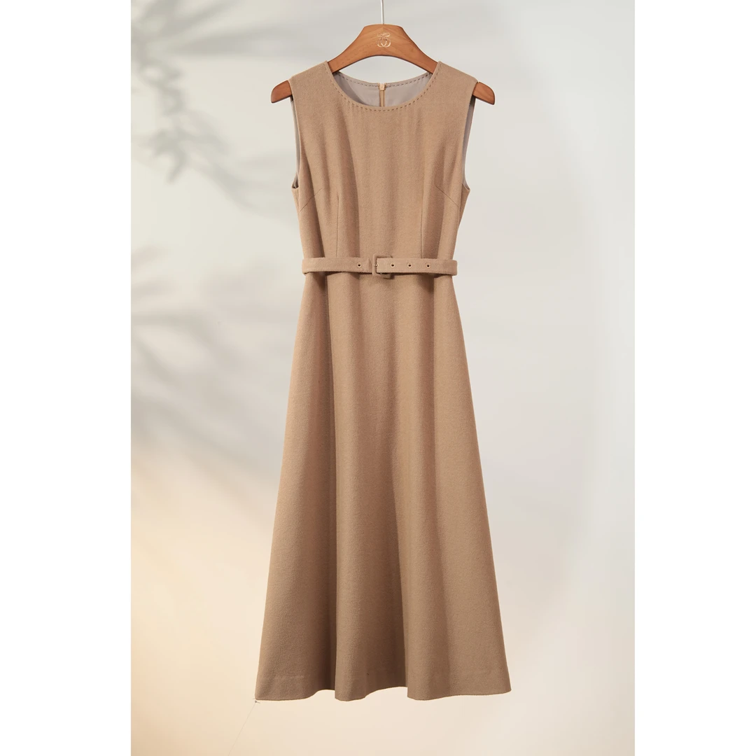 西子/【秋日情书 】精纺羊毛拱针收腰无袖带腰带背心连衣裙/CQCY100