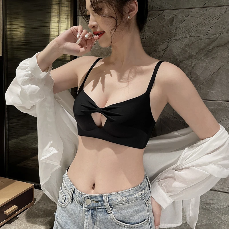 小胸聚拢内衣女无痕无钢圈文胸收副乳提拉上托防下垂胸罩舒适性感