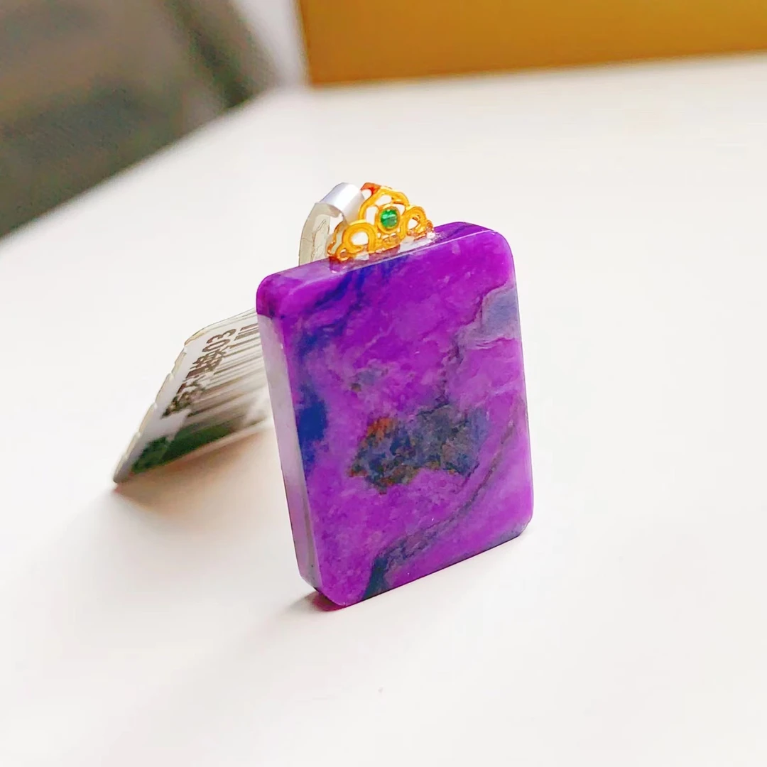 匡氏 18K舒俱来无事牌吊坠  Z-HL-A7094（多样性发一）