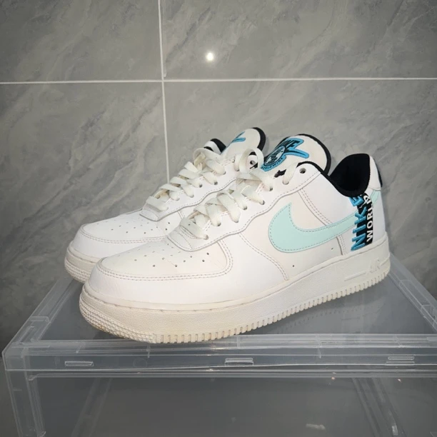 nike空军一号蓝钩42.5码休闲鞋