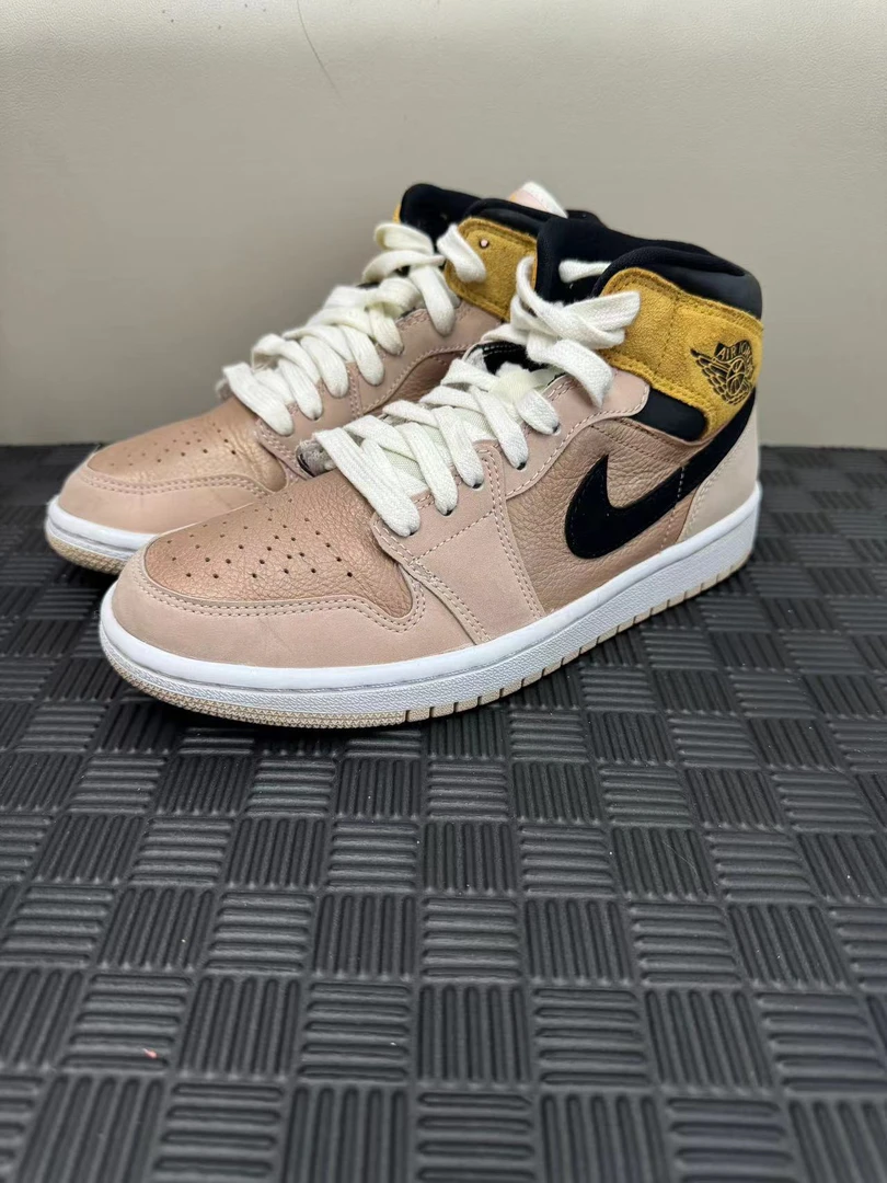 aj1mid奶茶38码中帮