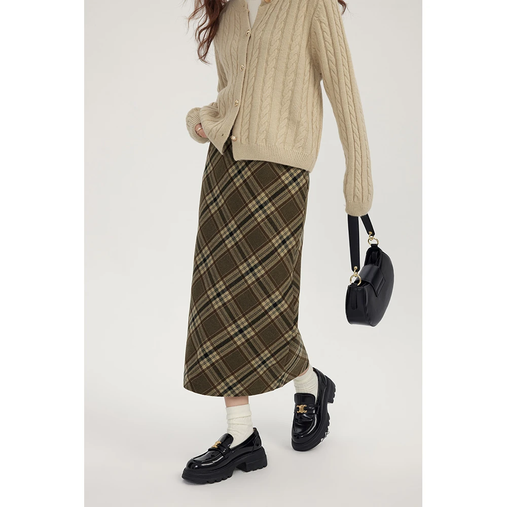 爱蔷薇大码胖mm咖色格子半身裙女秋冬款高腰毛呢厚长裙子GT70660