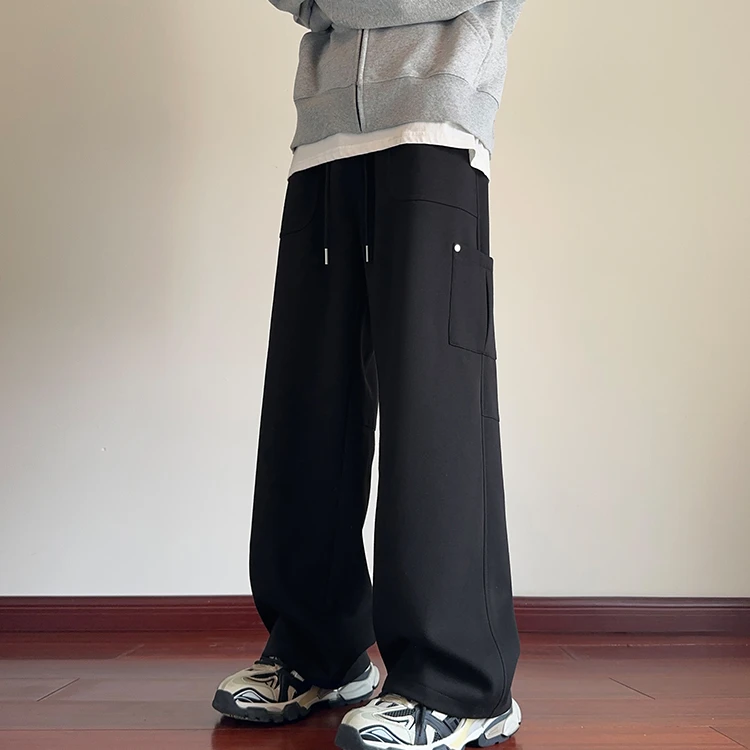 春季阔腿黑色裤子男士潮牌宽松机能风青少年长裤通勤口袋直筒卫裤