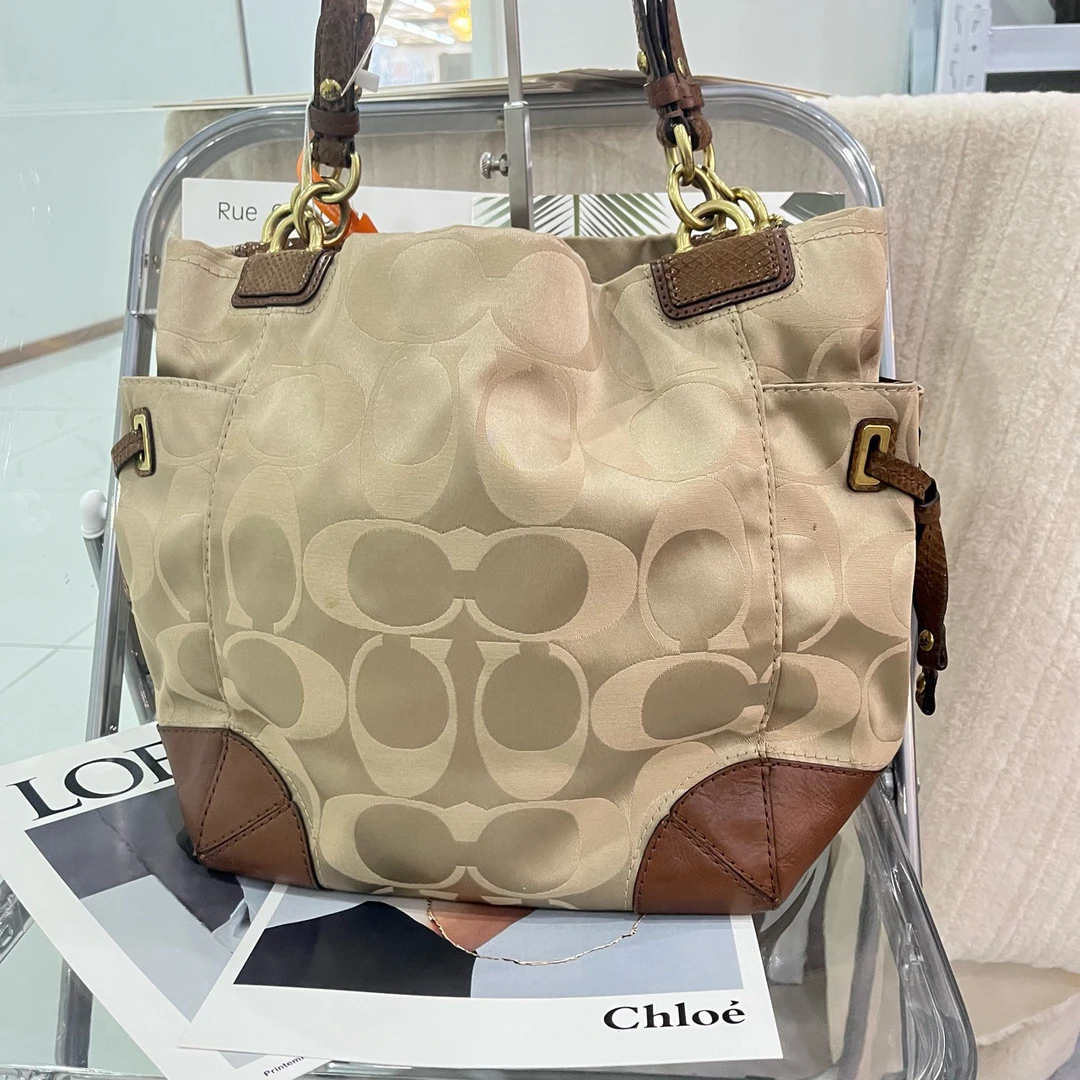 95新 COACH/蔻驰 coach蔻驰腋下包HS64