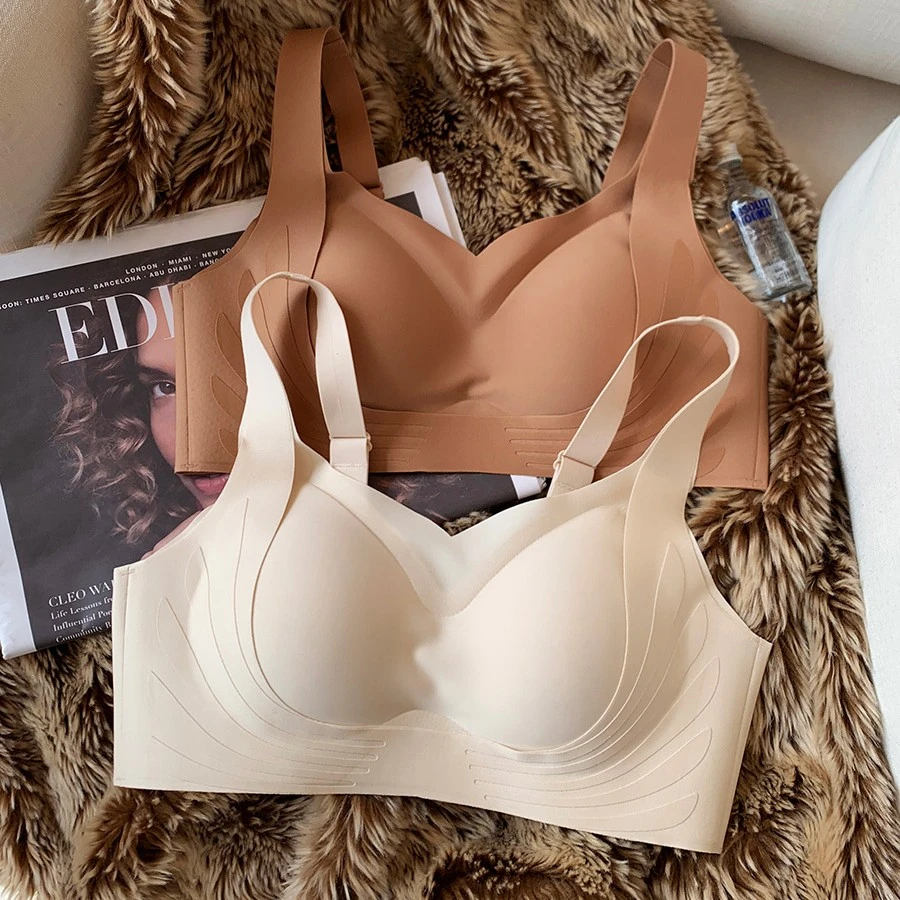 提拉无痕裸感内衣女小胸聚拢无钢圈上托软支撑收副乳防下垂文胸罩