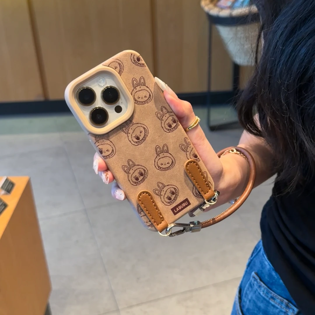 棕色满屏拉布双扣绳适用苹果16/15/14翻毛皮手机壳iPhone13/12/11