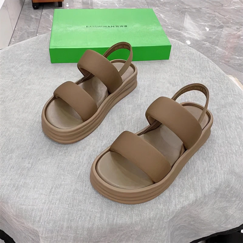 网红时尚厚底凉鞋女夏季外穿2024新款一字带简约百搭休闲运动鞋