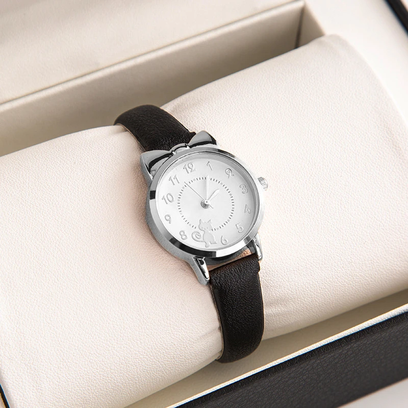 新款儿童手表只看时间可爱卡通男孩女孩小学生女童简约指针式手表