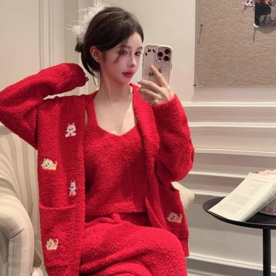 小香风新款冬季睡衣女秋冬半边绒三件套红色家居服性感吊带珊瑚绒