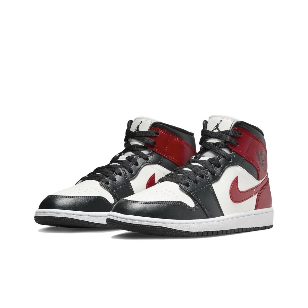 Nike/耐克白红 AJ1经典黑脚趾复古黑白篮球鞋 BQ6472-160黑红