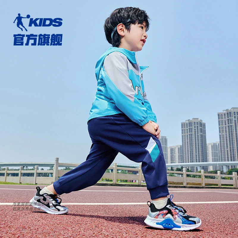 中国乔丹新款男童跑步休闲夏季中大童白梭织跑步鞋扭扭鞋篮球鞋