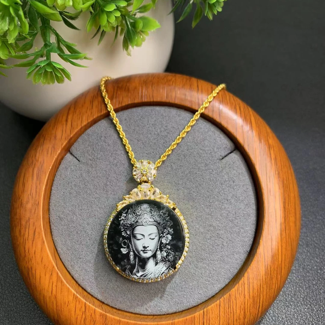 （华彩天诚珠宝）A5123翡翠A货豪镶圆牌