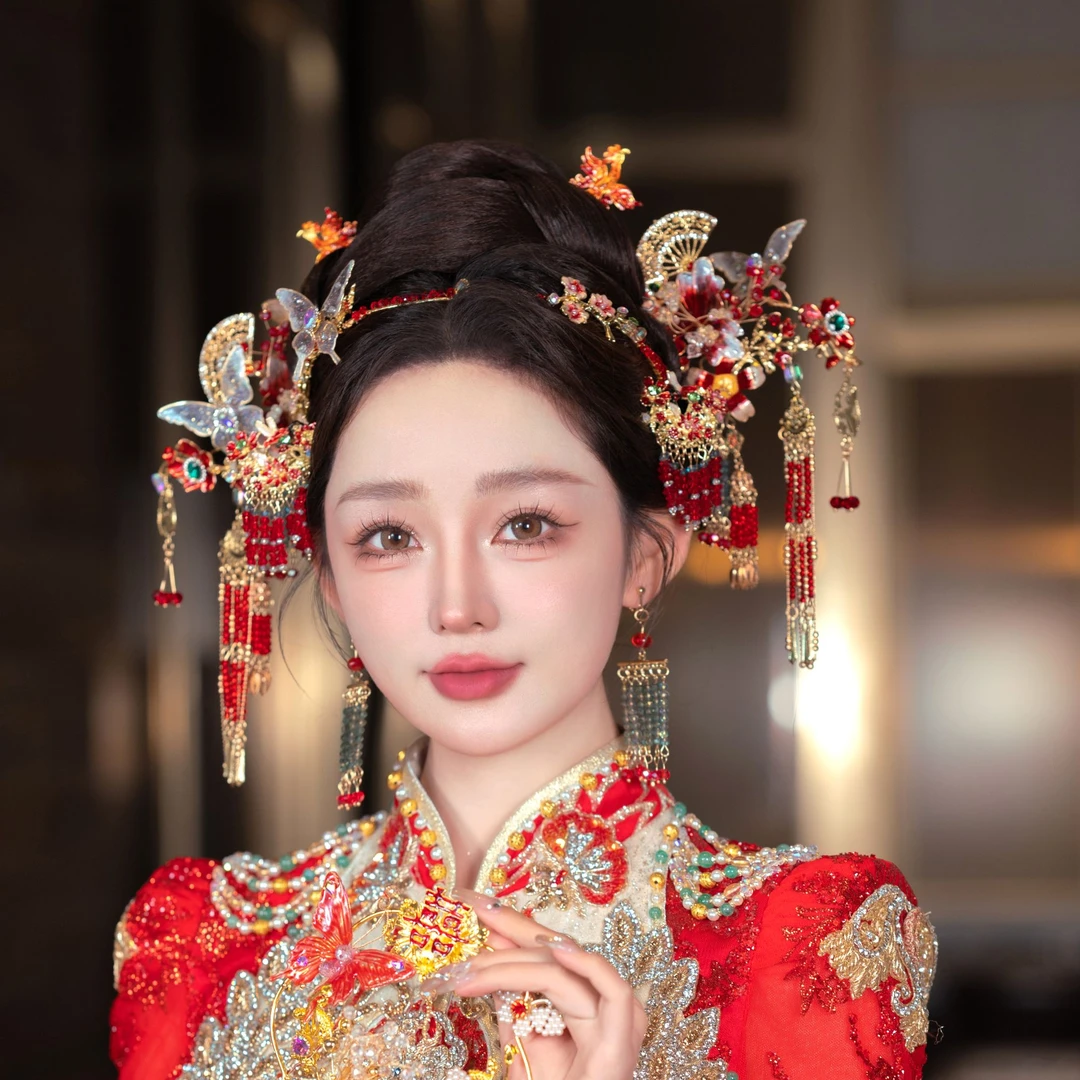 8879婚嫁饰品新款红色中式汉服步摇古典精致新款发箍水晶秀禾头饰