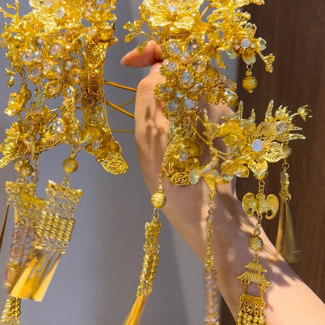 11659 热卖款ete金色龙凤褂新娘头饰