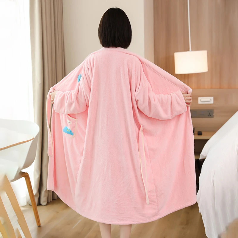 冬季浴袍成人浴巾女可穿可裹大人洗澡浴裙吸水速干2025新款珊瑚绒