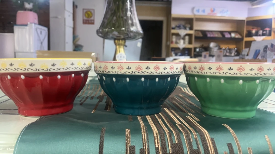 哇哇牌手工无毒无害厚碗