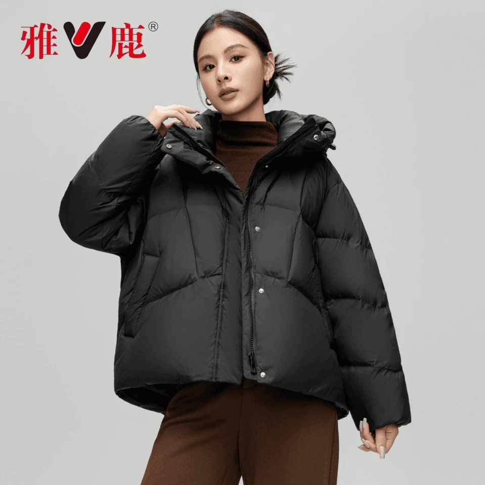 雅鹿2024年秋冬款女士短款羽绒服小个子连帽加厚时尚御寒保暖外套
