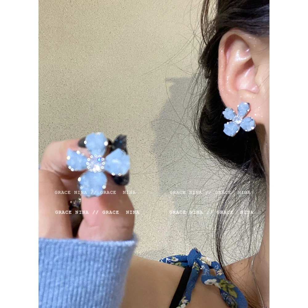 清冷水晶~森系花朵耳钉小众轻奢高级感耳环2025年火爆款洋气耳饰