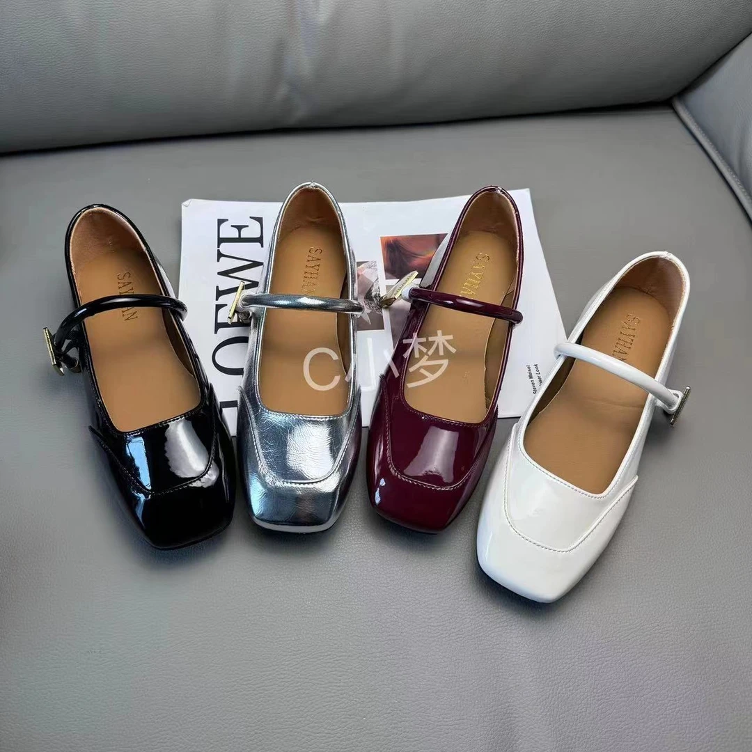 漆亮皮一字扣玛丽珍浅口单鞋 C602 Y D1 检