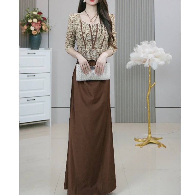 性感露肩蕾丝边长袖连衣裙女秋季修身显瘦高级感包臀裙长裙3121