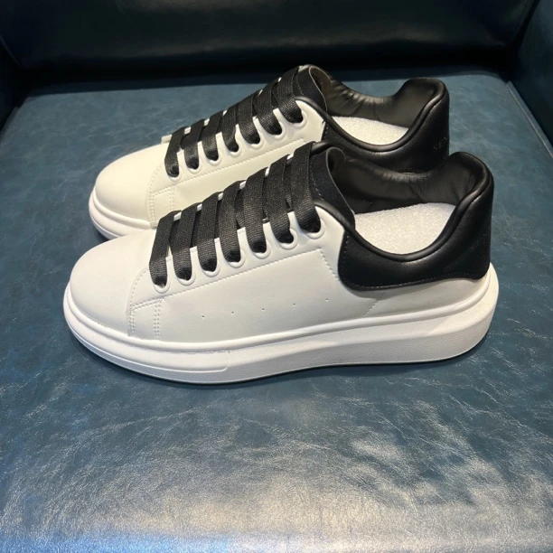 经典小白鞋男女同款板鞋平底鞋潮鞋百搭情侣运动时尚潮流低帮韩版