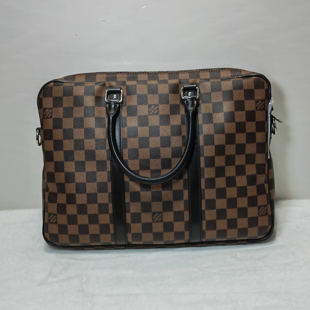 95新 LouisVuitton/路易威登 /0821/男棕色棋盘格拼皮手提公文包/