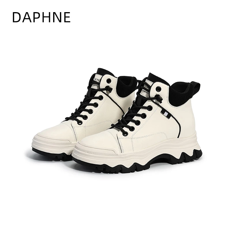 达芙妮2025秋季新款休闲百搭复古马丁靴耐磨轻便洋气短靴舒适女鞋