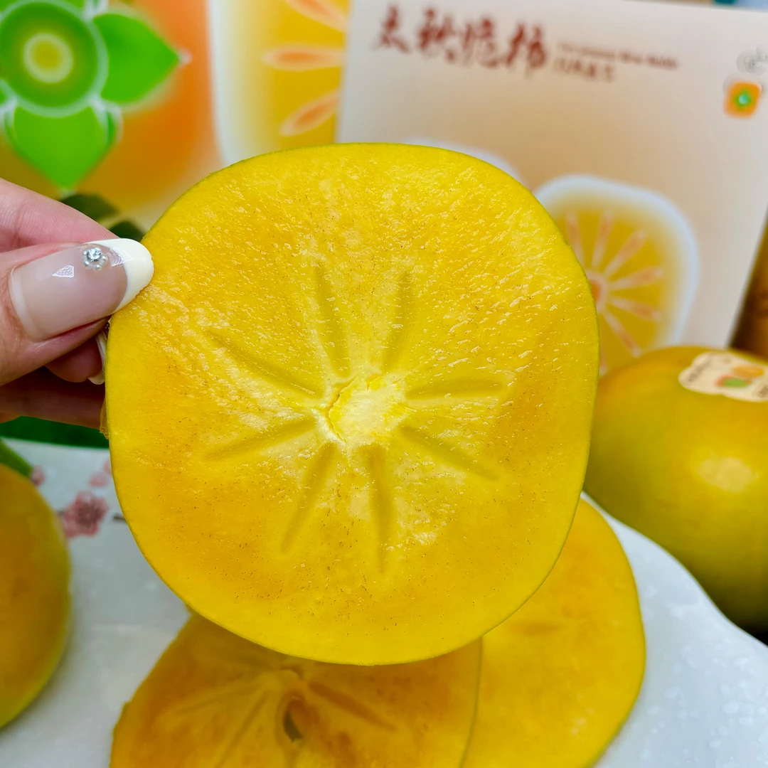 太秋脆柿纯甜酥脆香甜无涩口微软后甜度更高自然完熟表面有黑糖圈