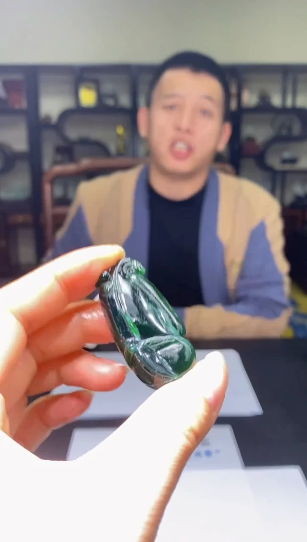 【闪购商品】定制翡翠未镶嵌5119xy-毛货吊坠319
