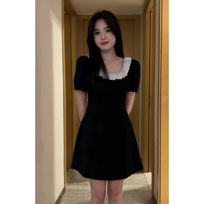 法式赫本风黑色花边方领连衣裙女2025新款女夏季收腰显瘦a字短裙