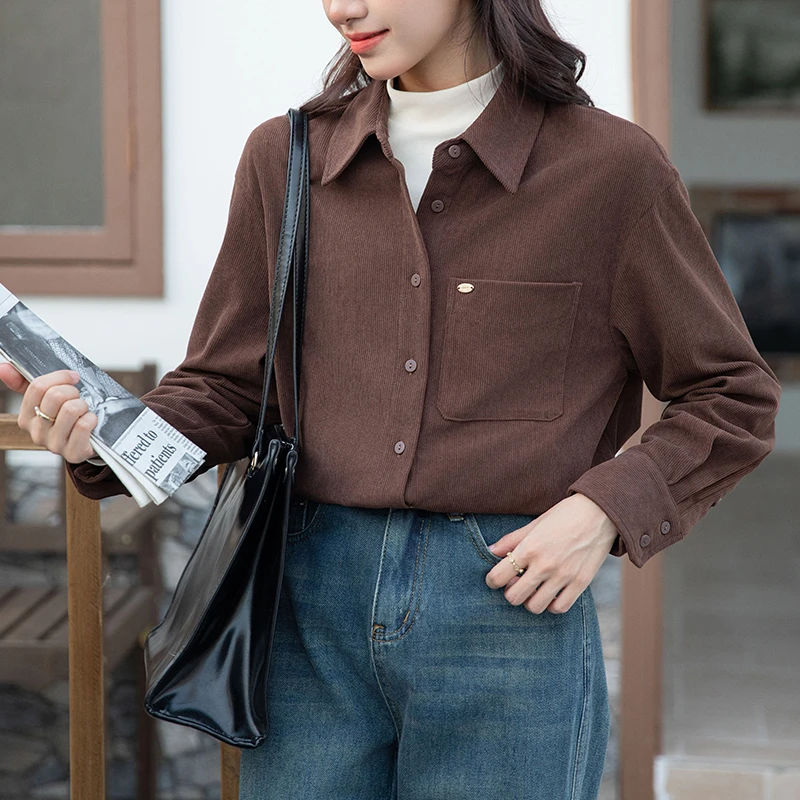 秋冬新款灯芯绒长袖衬衫女复古翻领衬衣宽松内搭叠穿休闲衬衫外套