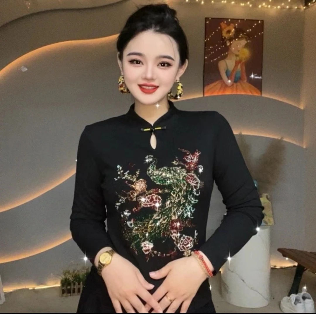 国风长袖女打底衫2024秋冬新款时尚烫钻上衣修身显瘦长袖T恤潮