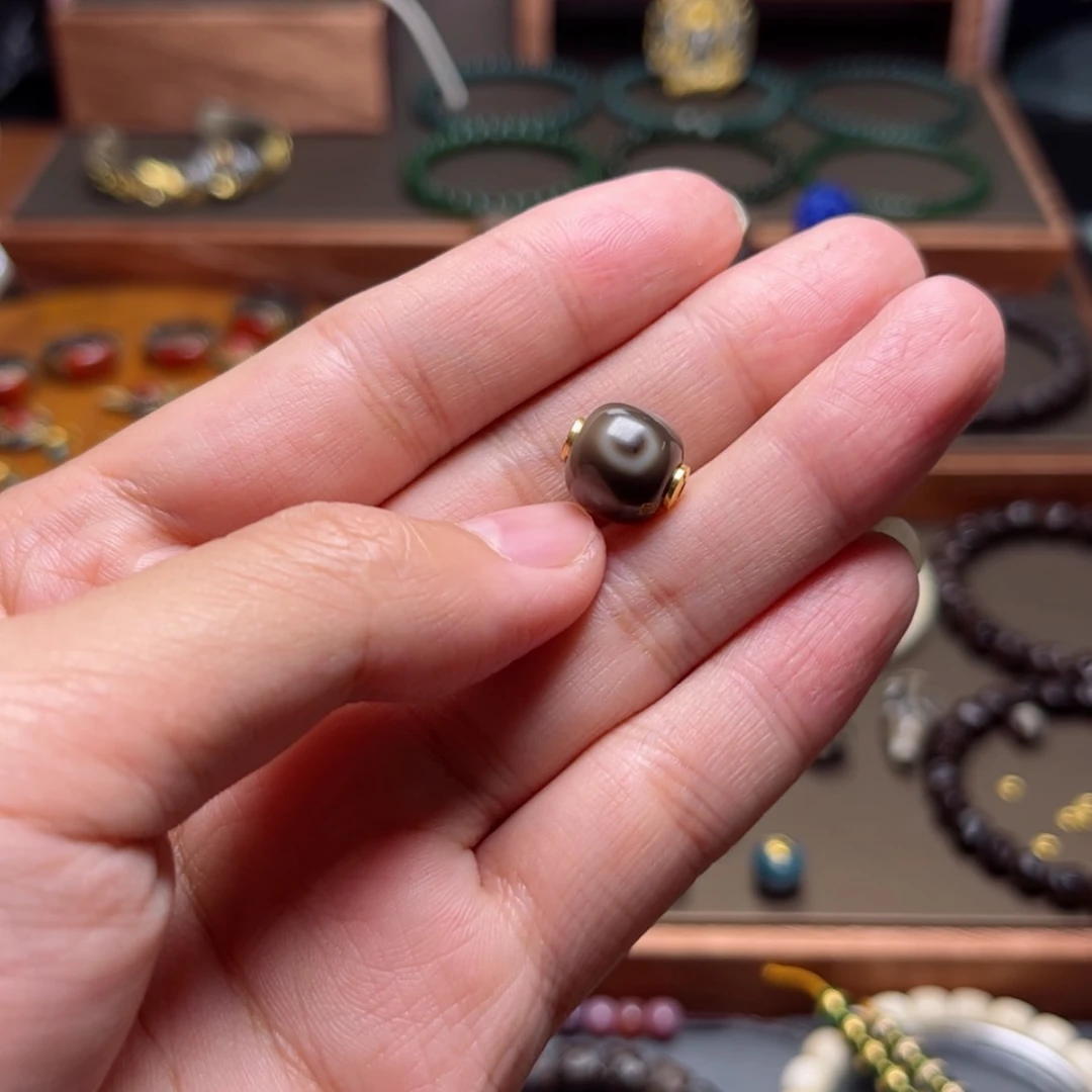 【闪购商品】玛瑙/玉髓配饰18K金镶嵌摩***